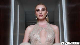 VIXEN ອອເພດສໍາພັນໃນຮ້ອນຍິງມັກແມ່ຈາ