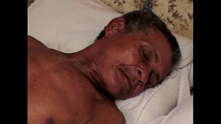 Tawhito te tangata te whiwhi i te tahi ngako teen topanga