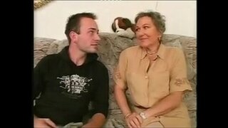 Già, Già la vieja de las phim Già, Già la vieja de las phim